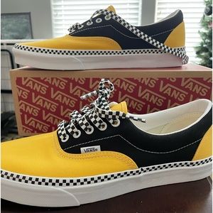 VANS YELLOW and BLACK CHECKER US MENS SIZE  10.5 US WOMENS 12 ERA 00497702